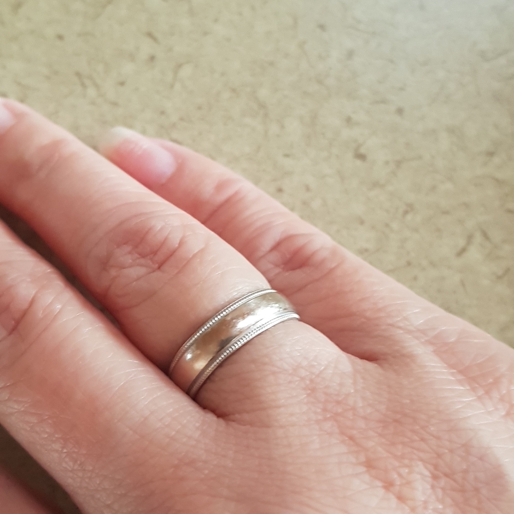 14k White gold ring for women